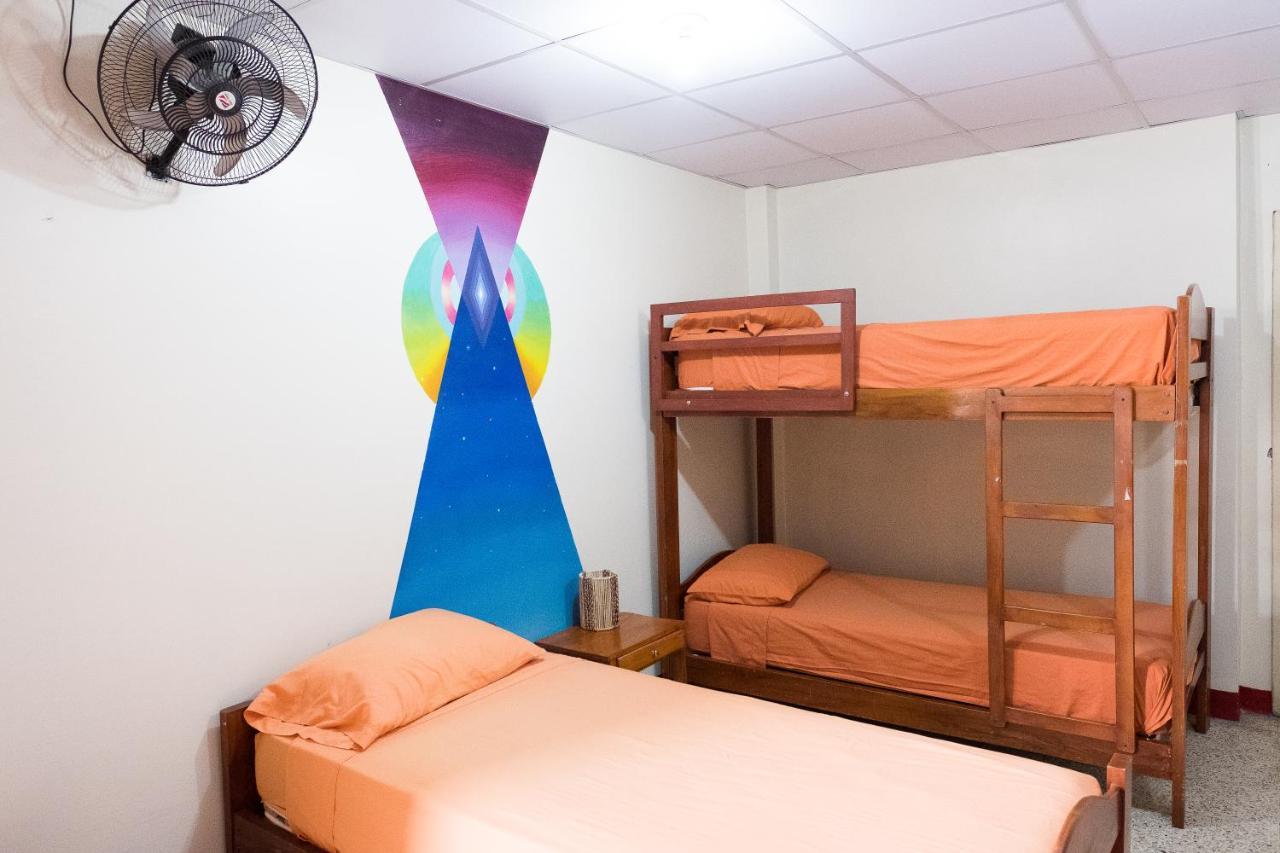 Hostel Nucapacha Guayaquil Kültér fotó